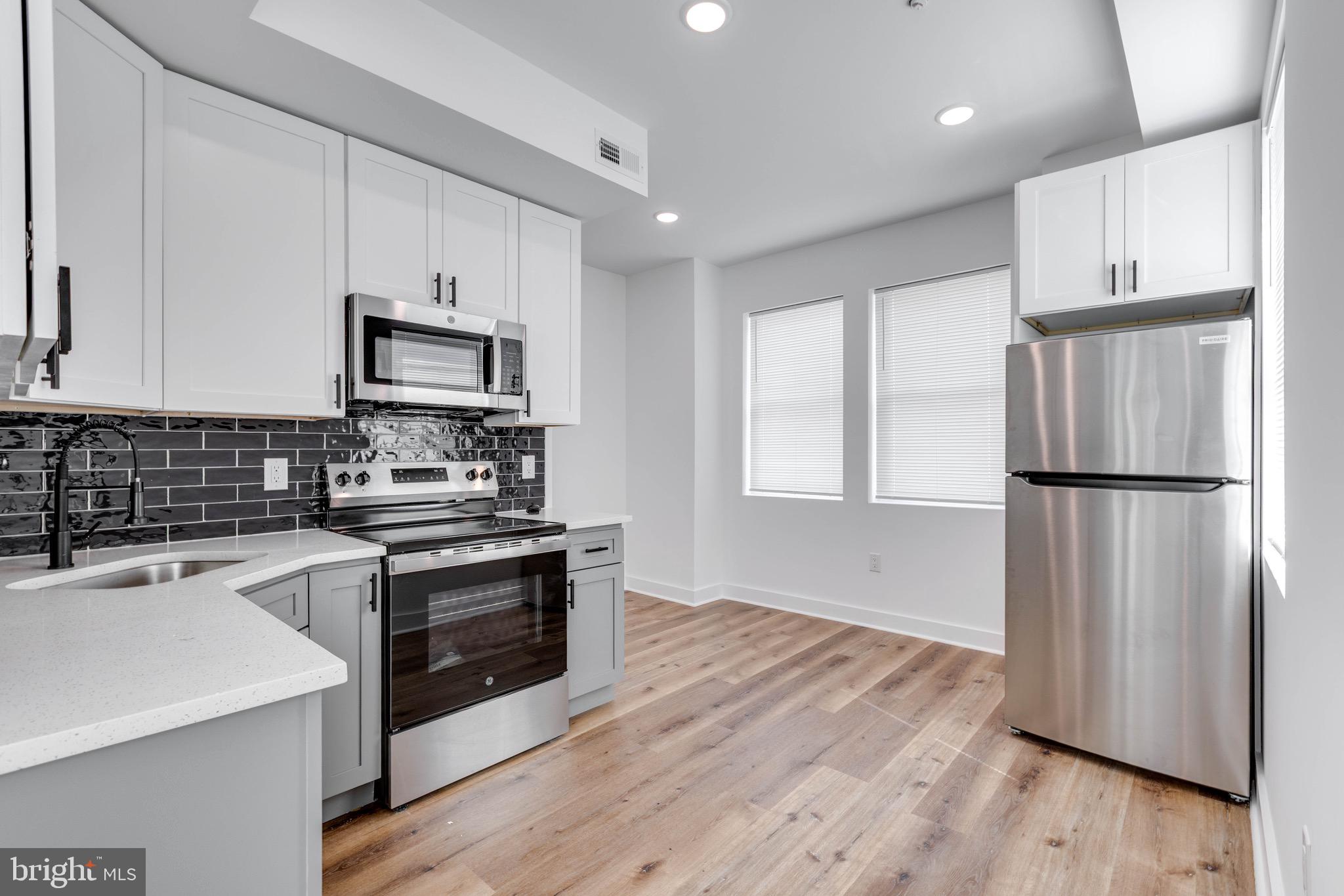 TEMPLE UNIVERSITY - Residential Lease