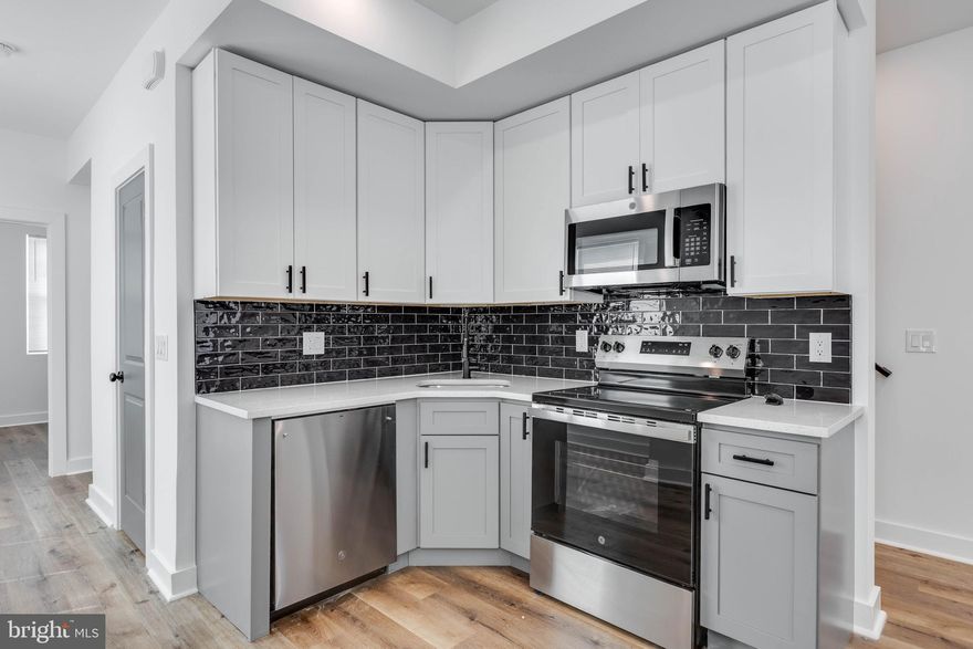 Welcome to this stunning, newly built home with modern finishes and spacious living areas. This property features: Hardwood flooring throughout the unit, Quartz countertops, brand new Stainless Steel Appliances, and ample cabinetry! Plenty of natural light, in unit washer/dryer for convenience,  and contemporary design, this home is perfect for those seeking comfort and style. This unit also has a PRIVATE ROOF DECK. Don’t miss the chance to make this new construction your next home! 

Tenants are responsible for the following utilities: 
Water $50/mo flat fee (up to 2 people)
Electric (based on usage) 
NO GAS
Internet

Text listing agent for a video tour!