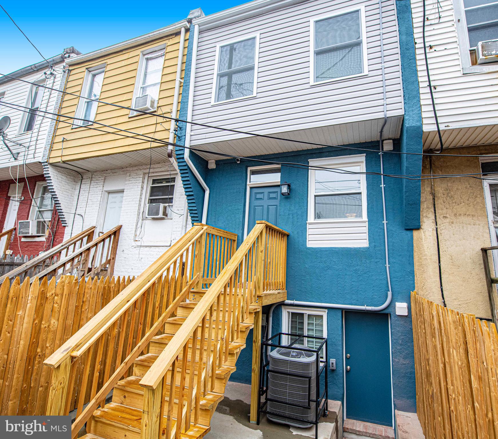 ELLWOOD PARK - Residential