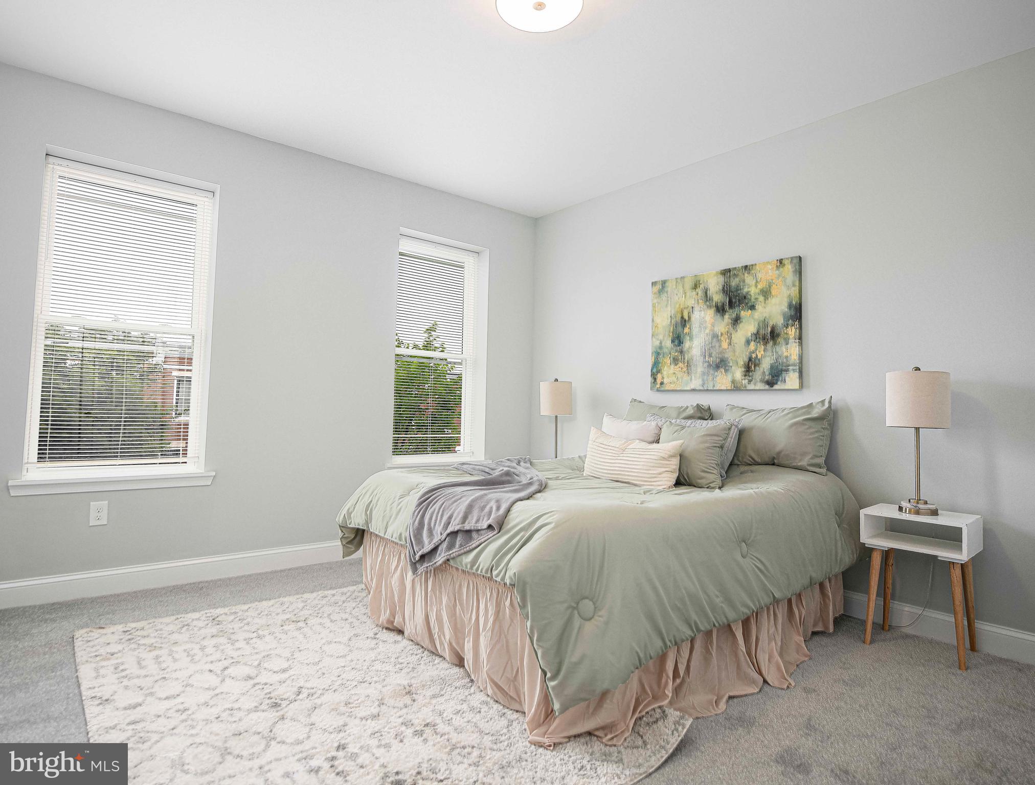 ELLWOOD PARK - Residential