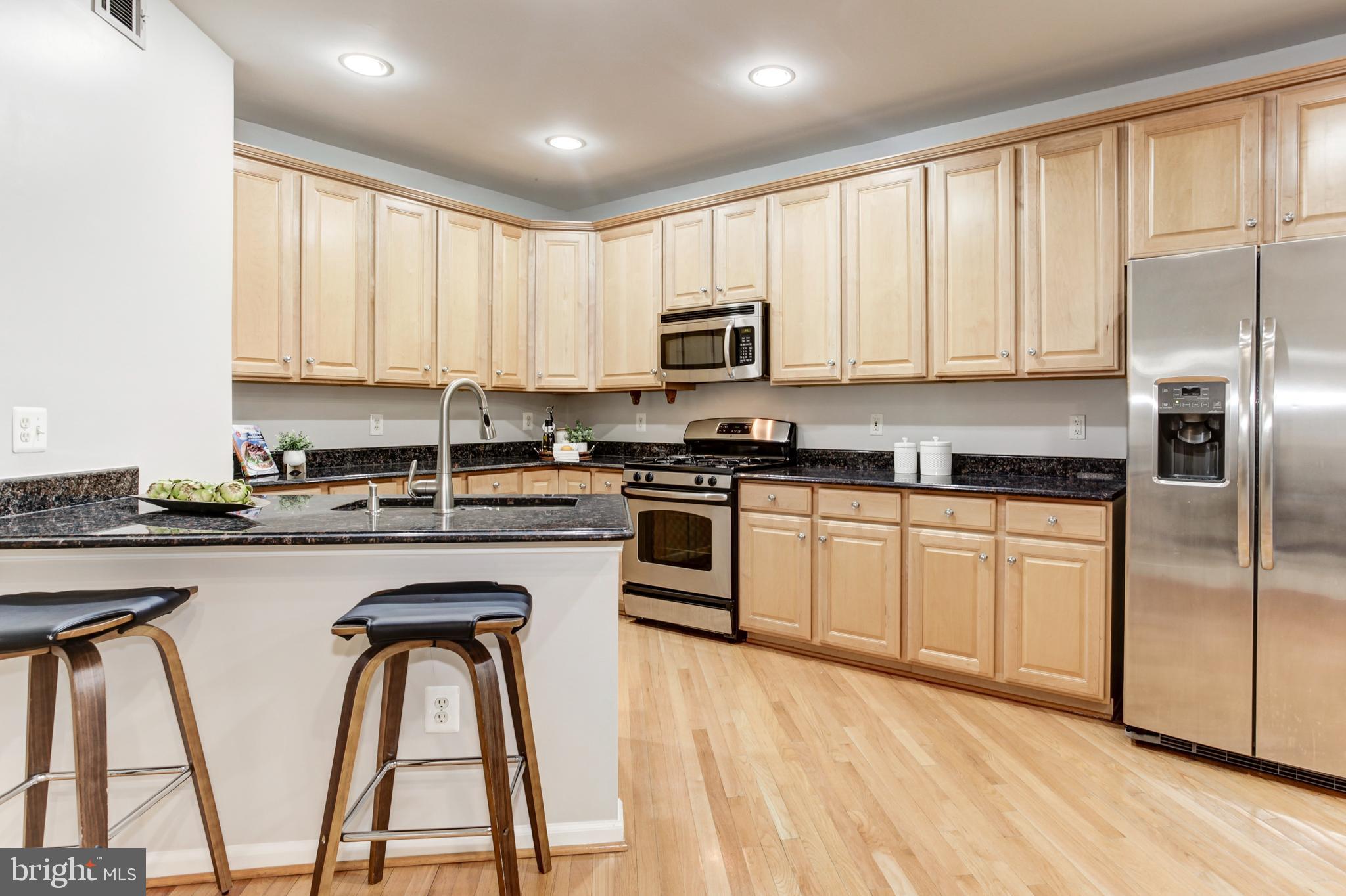 KINGSTOWNE - Residential Lease