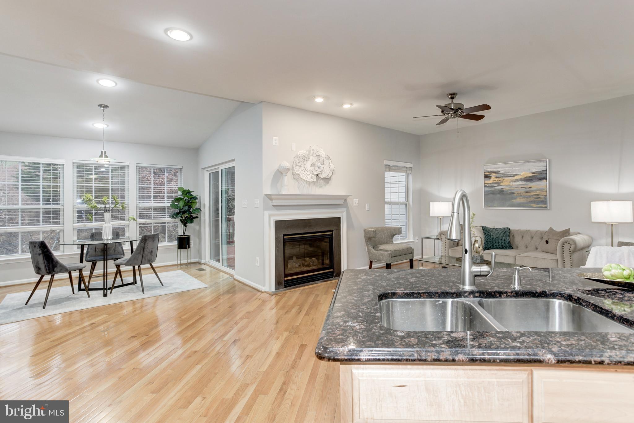 KINGSTOWNE - Residential Lease