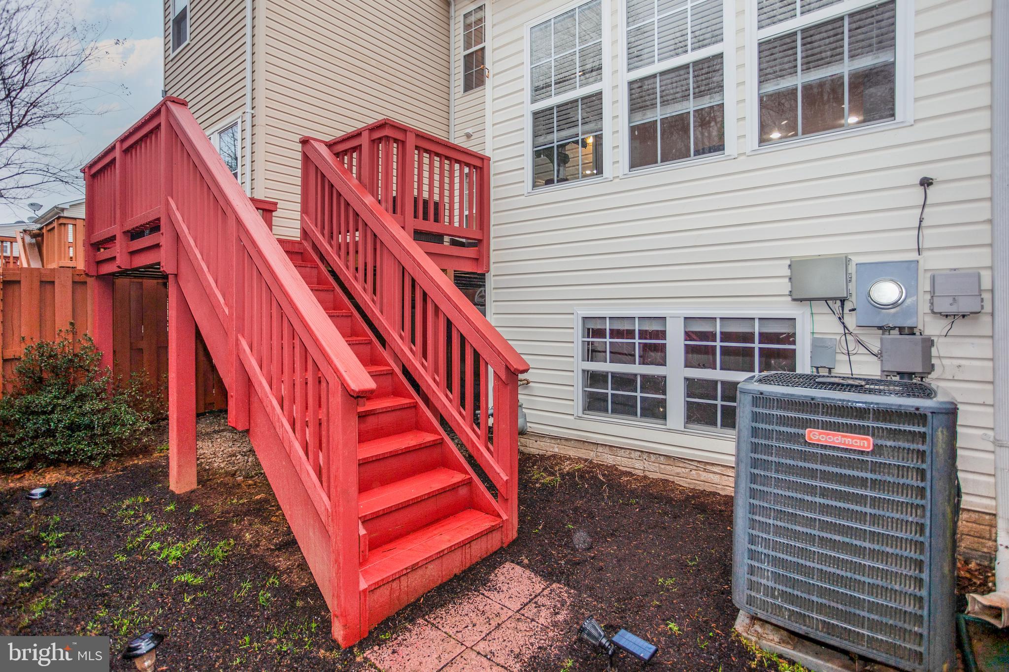 KINGSTOWNE - Residential Lease