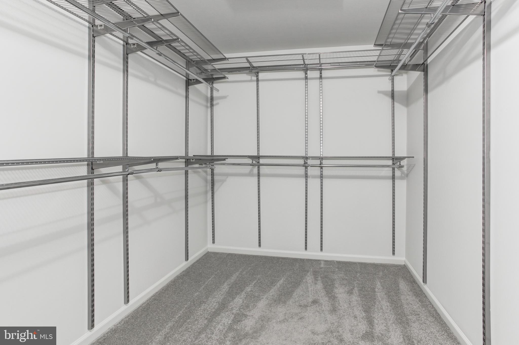 KINGSTOWNE - Residential Lease