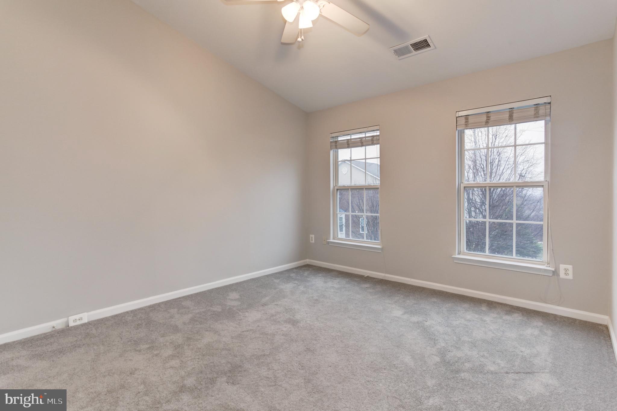 KINGSTOWNE - Residential Lease