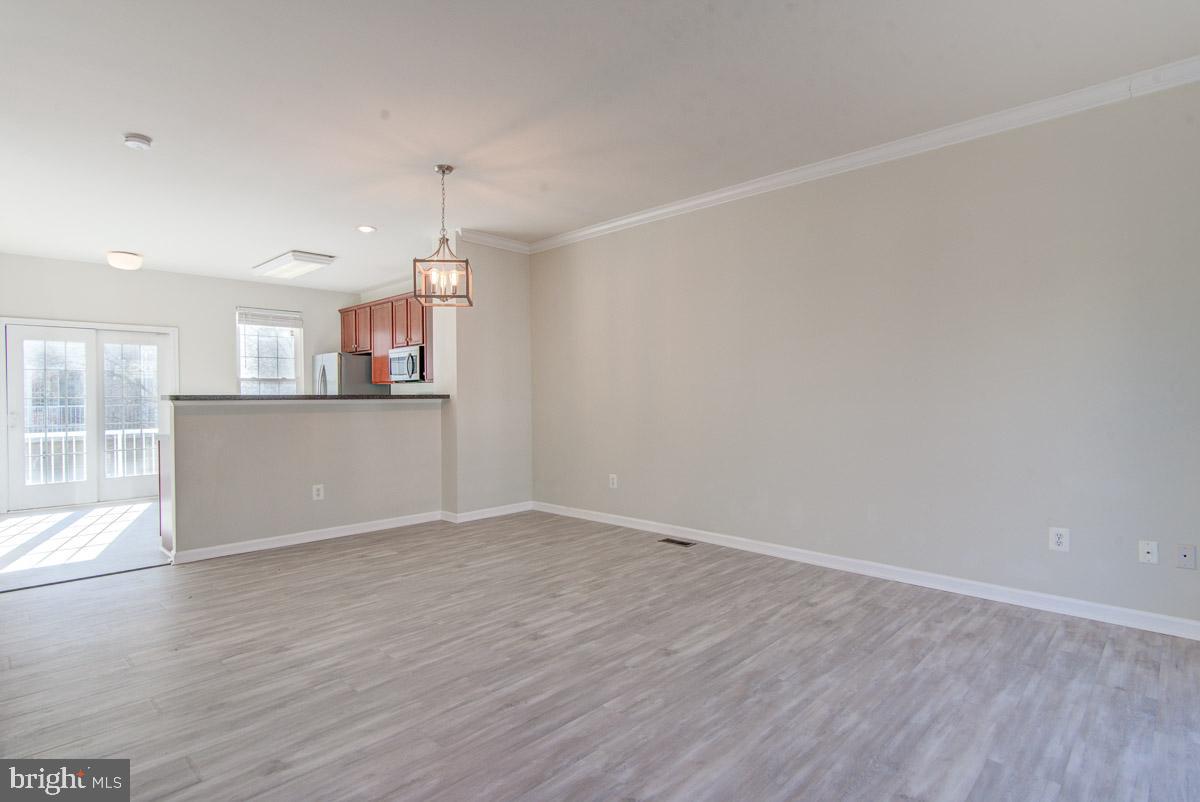 AMBERLEA AT SOUTH RIDING - Residential Lease