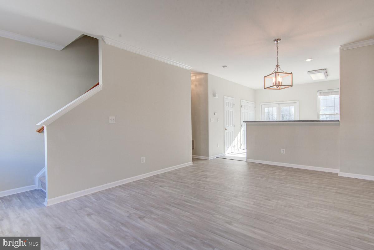 AMBERLEA AT SOUTH RIDING - Residential Lease