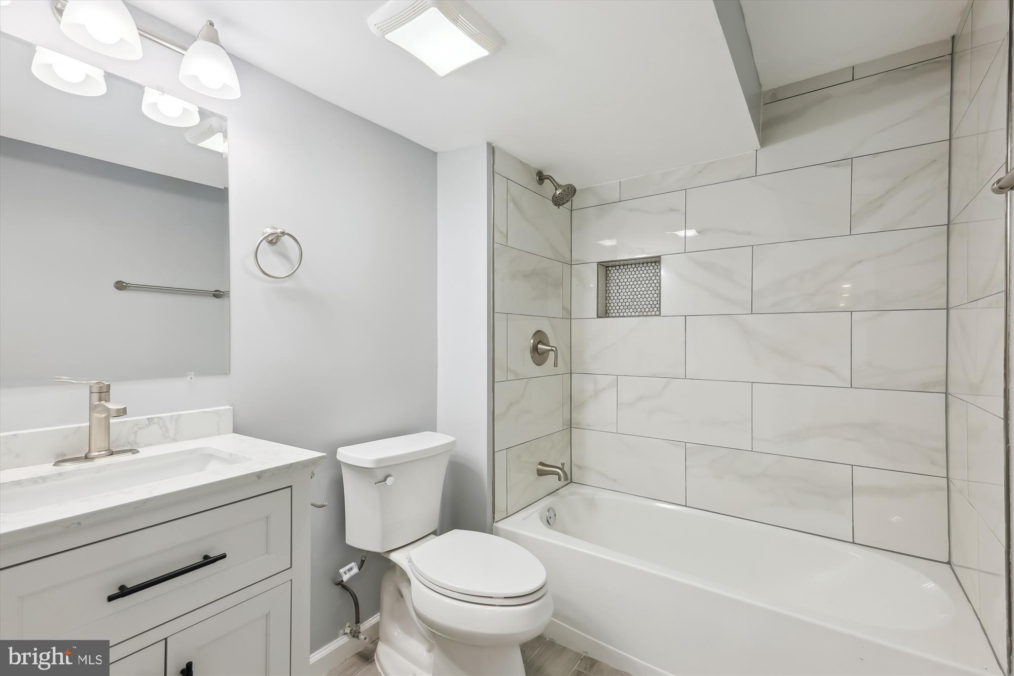 SHERWOOD MANOR - Residential