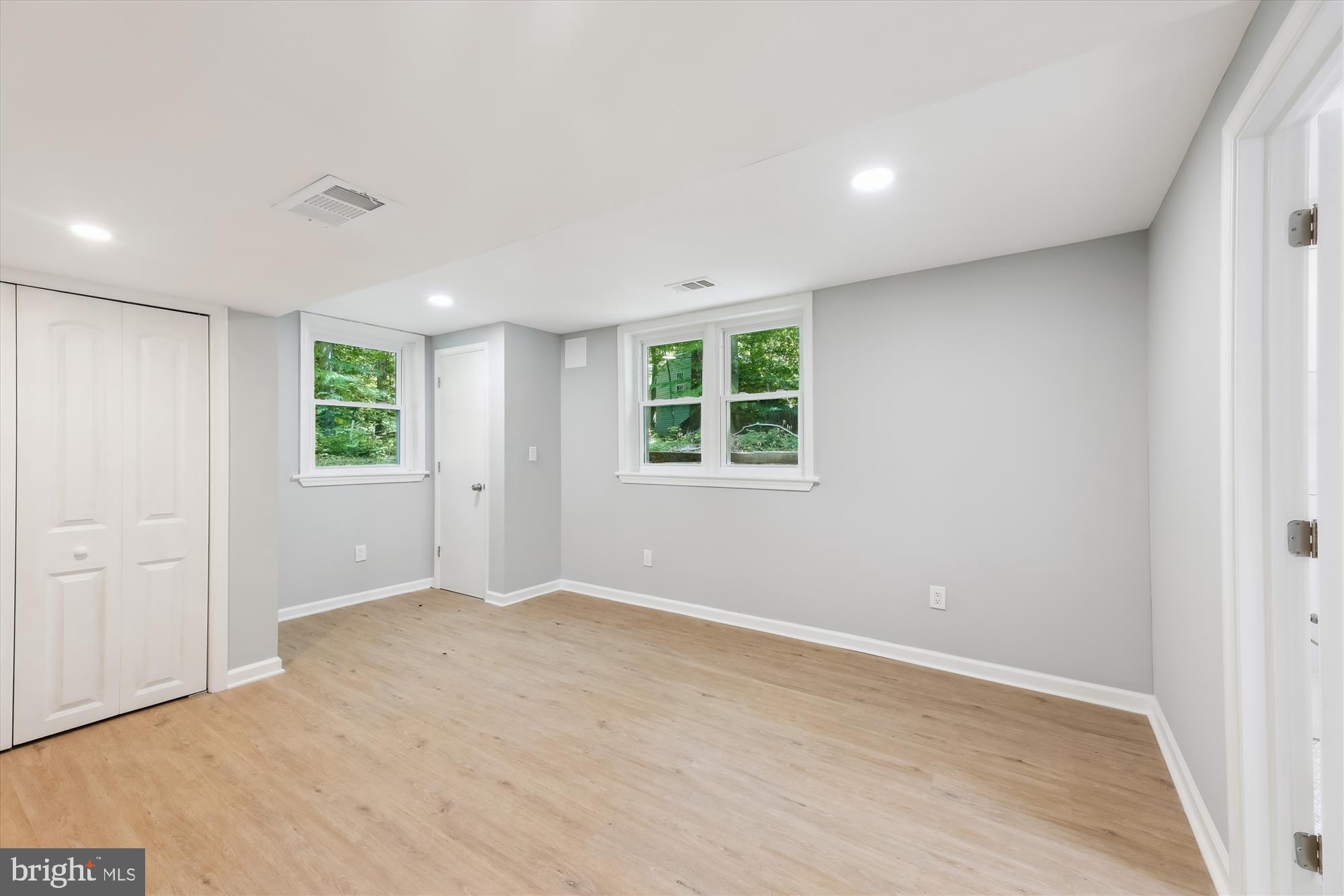 SHERWOOD MANOR - Residential