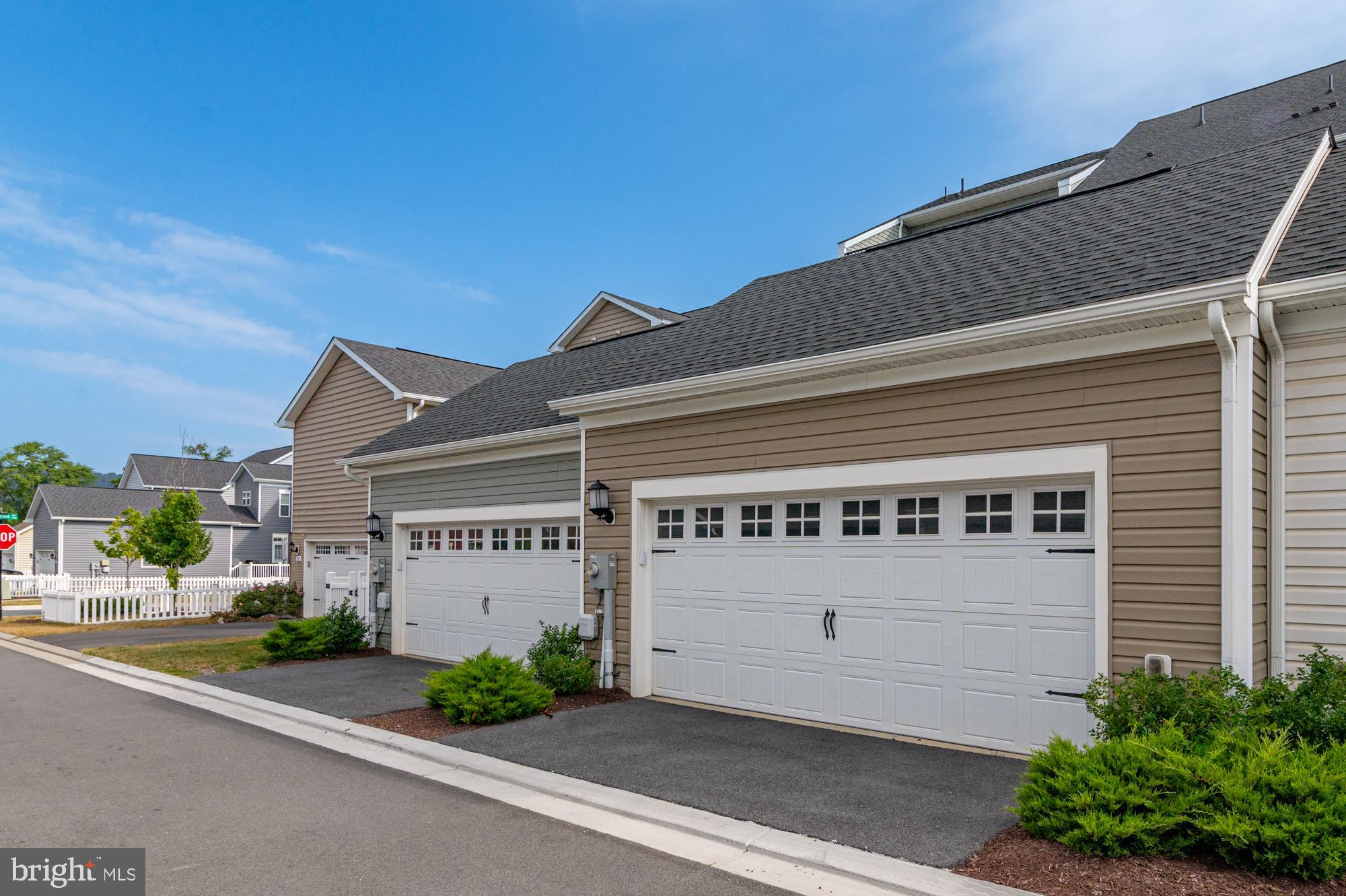 BRUNSWICK CROSSING - Residential