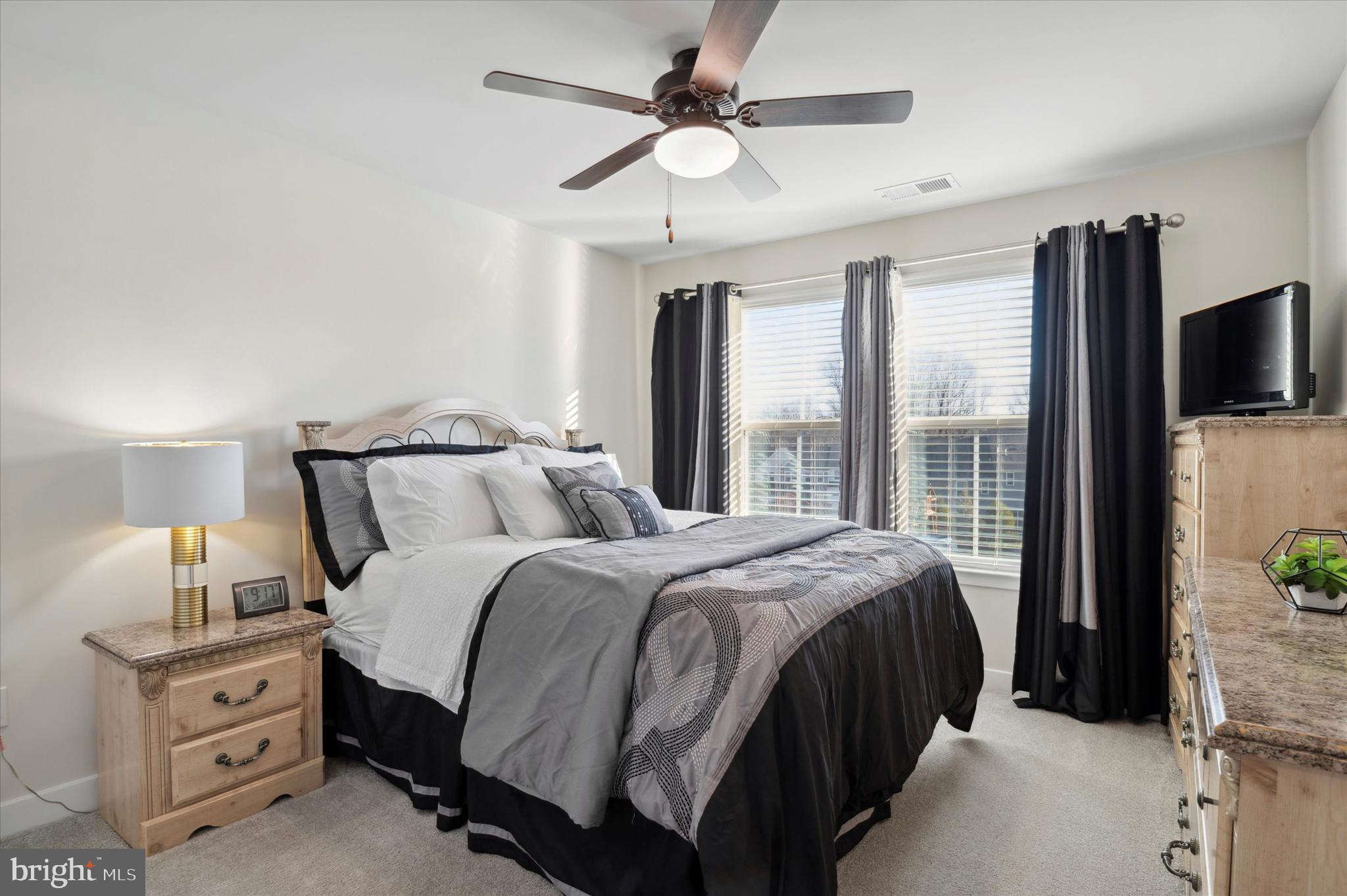 SINCLAIR SPRINGS - Residential Lease