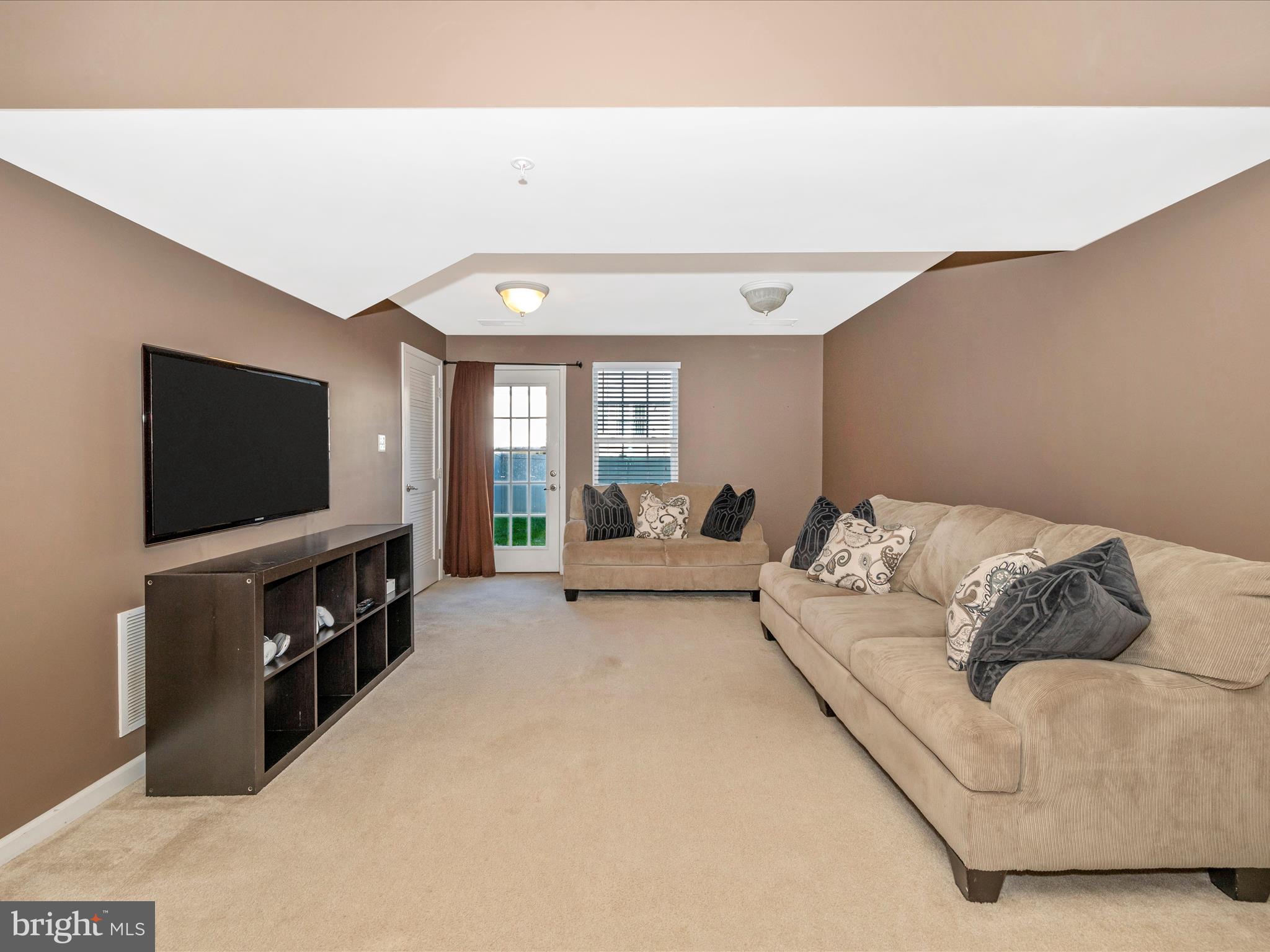 TUSCARORA CREEK - Residential