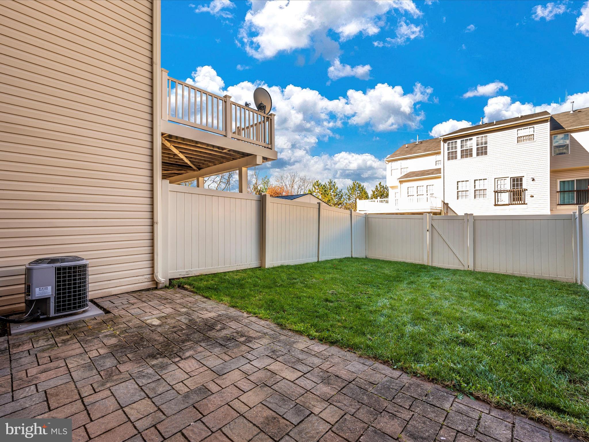 TUSCARORA CREEK - Residential