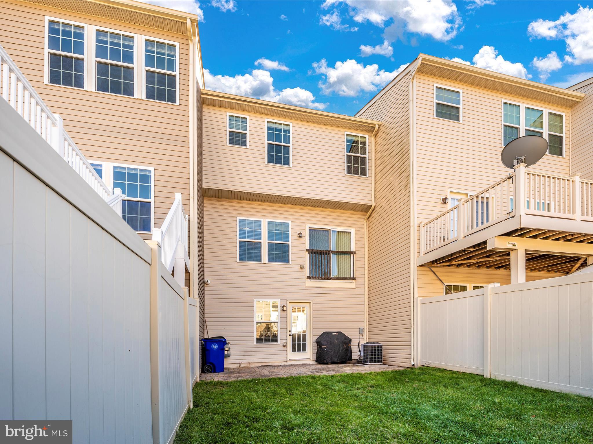 TUSCARORA CREEK - Residential