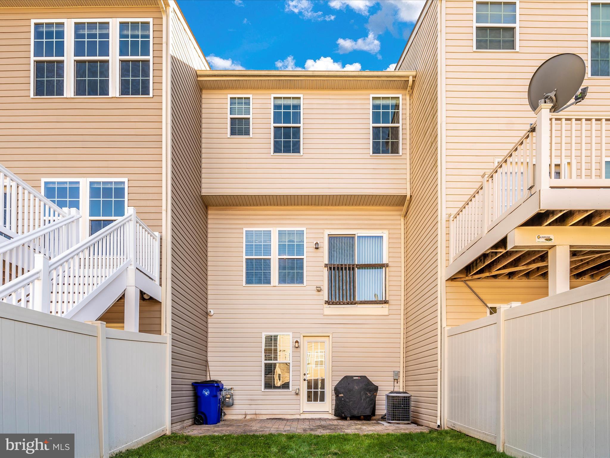 TUSCARORA CREEK - Residential