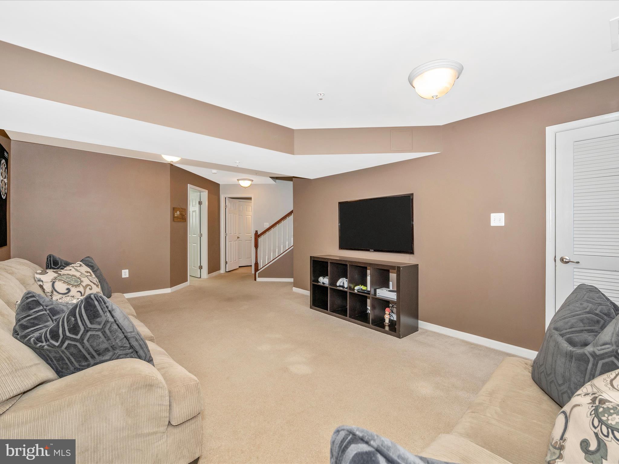 TUSCARORA CREEK - Residential