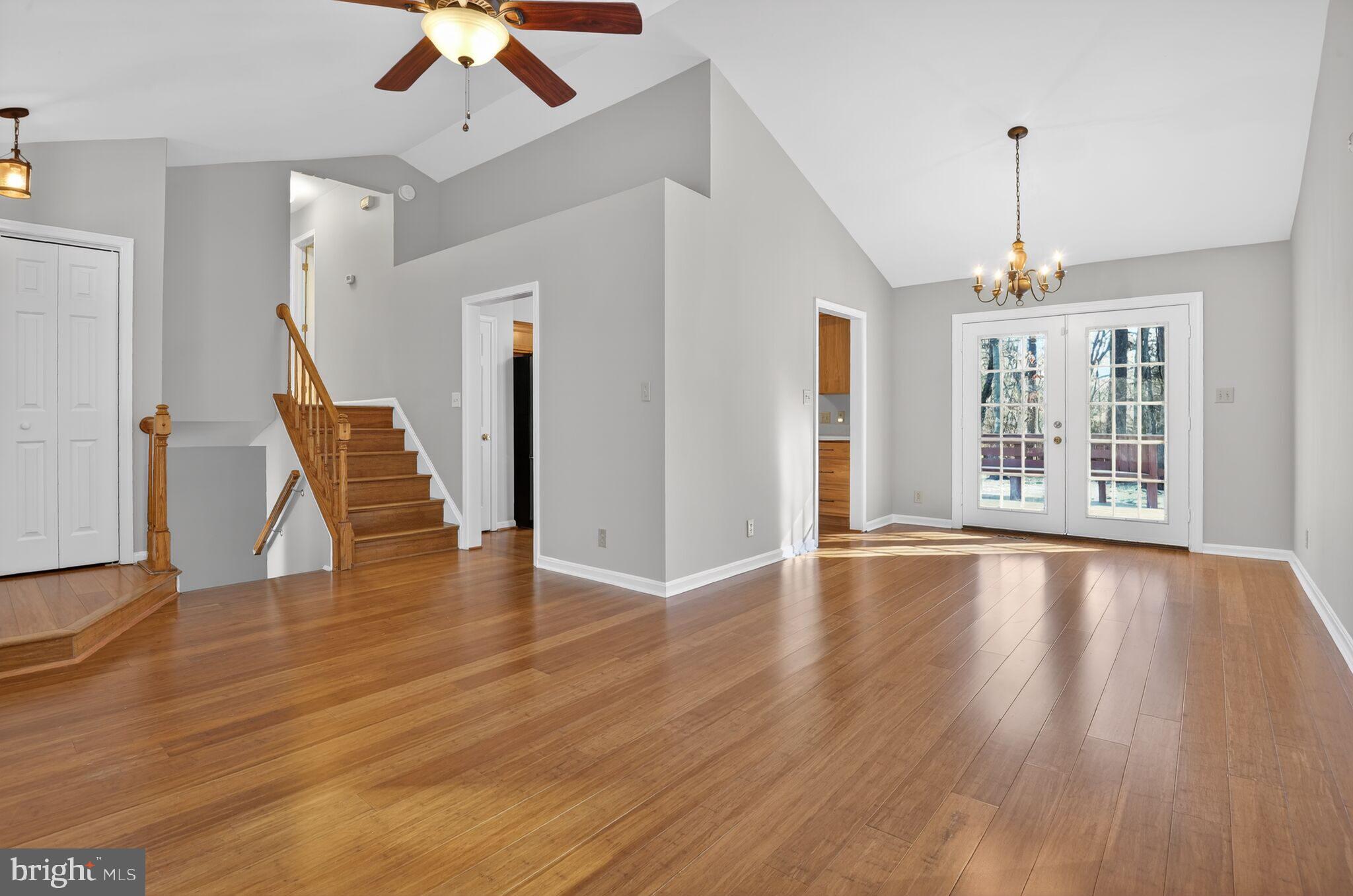 SETTLERS LANDING - Residential