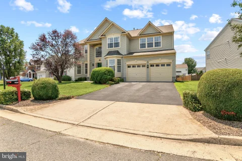 10829 King Nobel Lane, Bealeton, VA MLS: VAFQ2022740