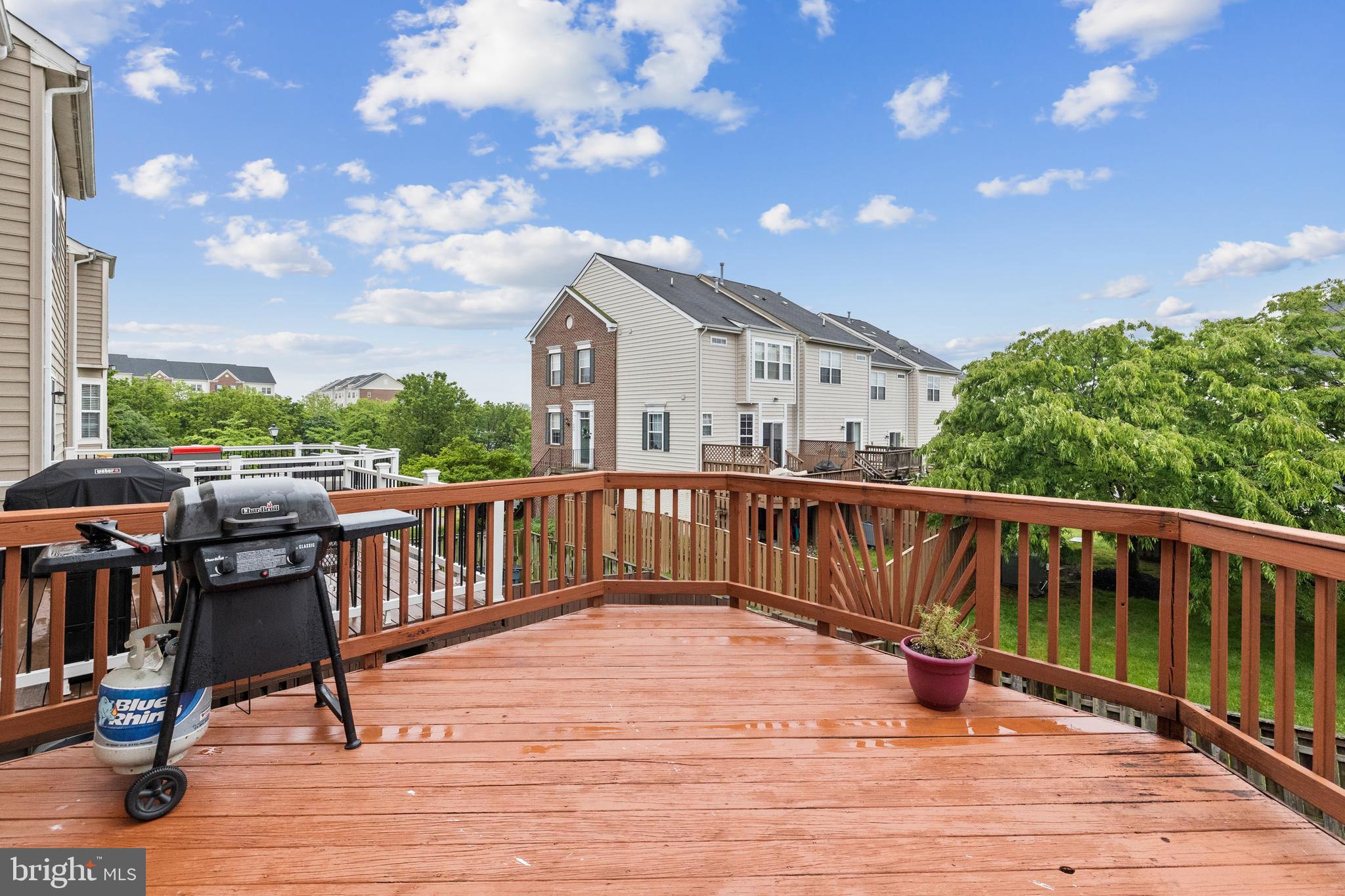 POTOMAC STATION - Residential