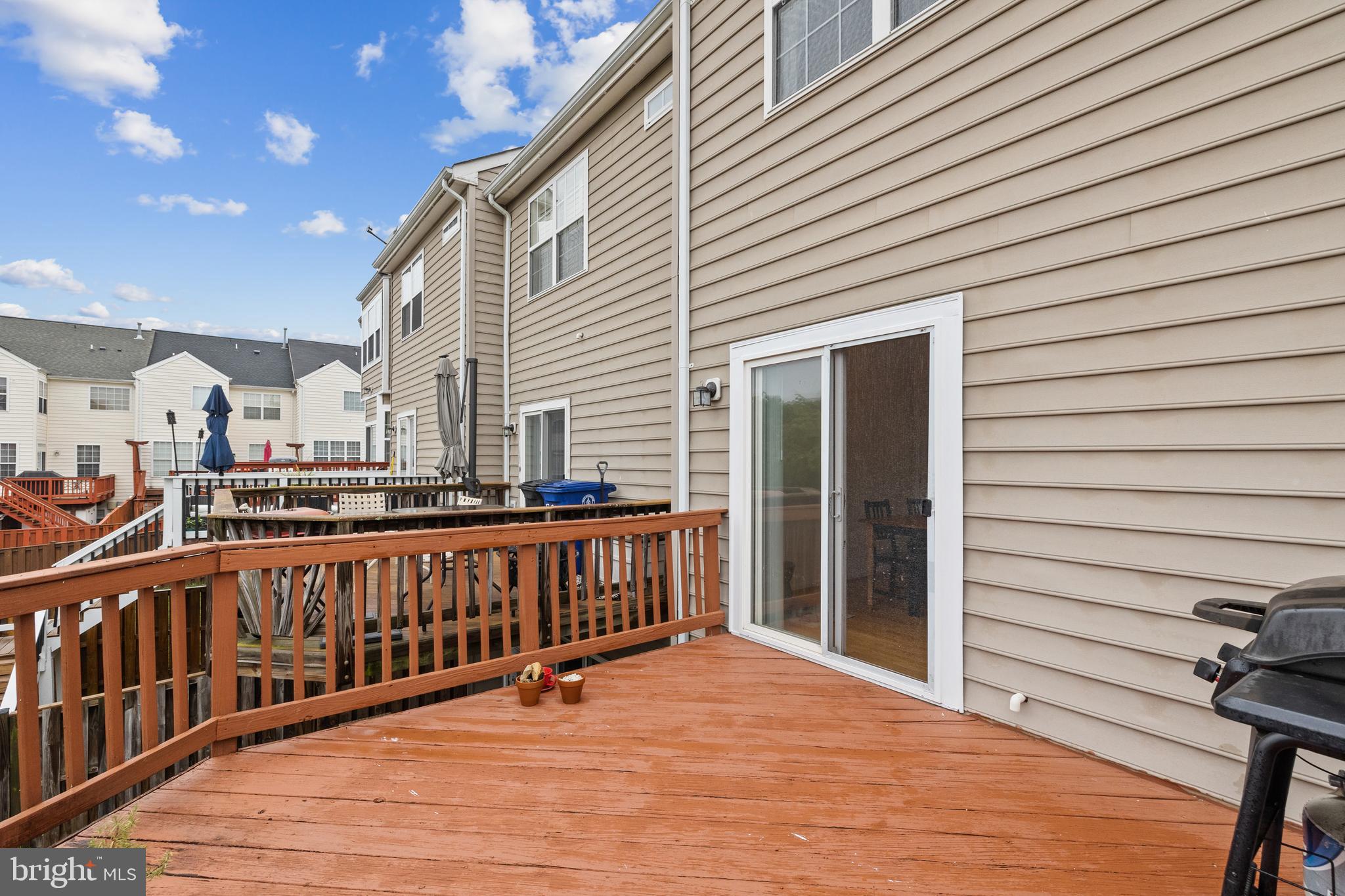 POTOMAC STATION - Residential