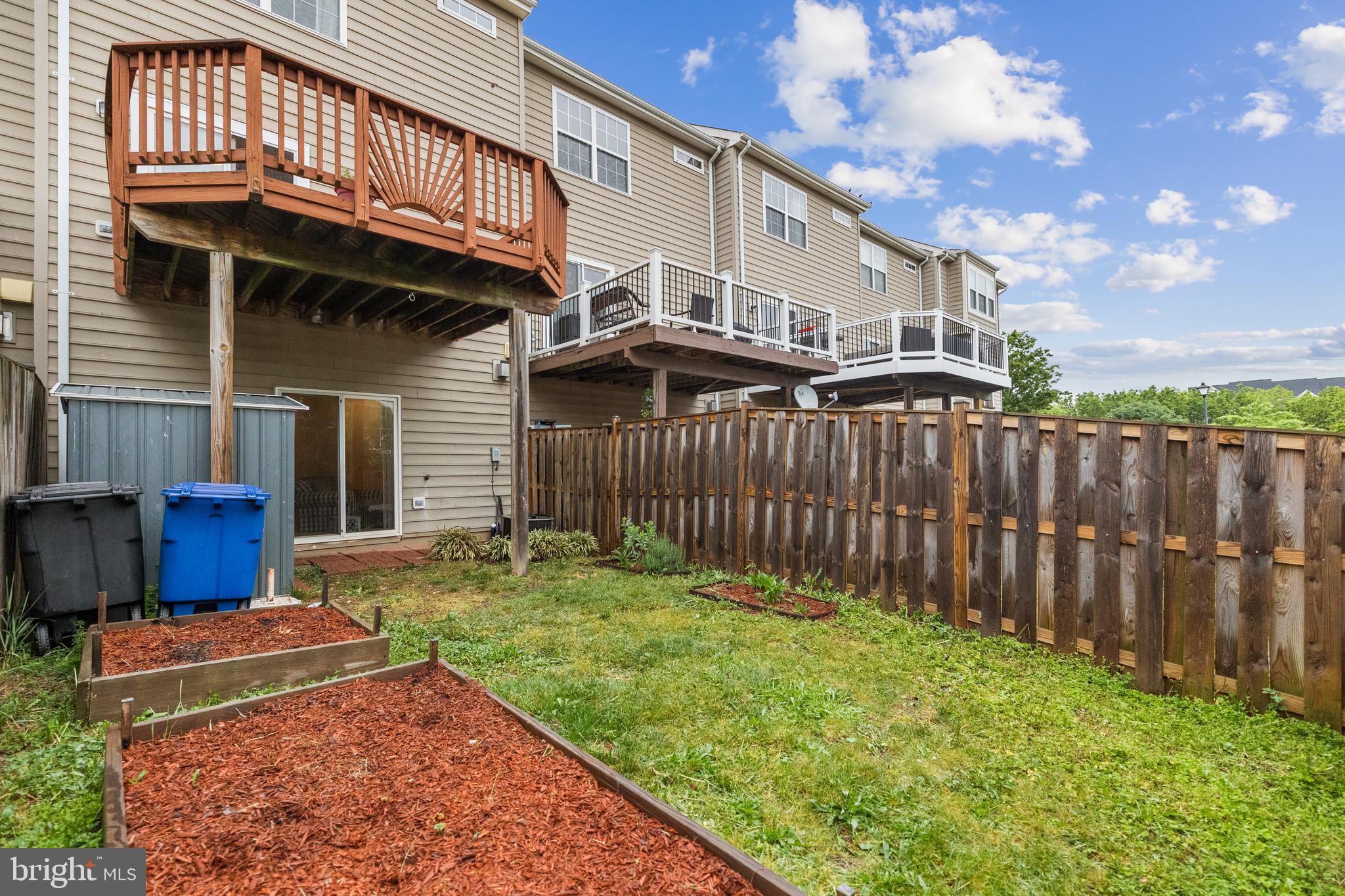 POTOMAC STATION - Residential