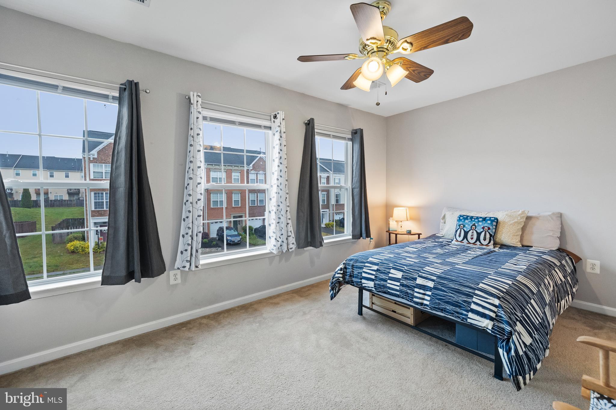 POTOMAC STATION - Residential