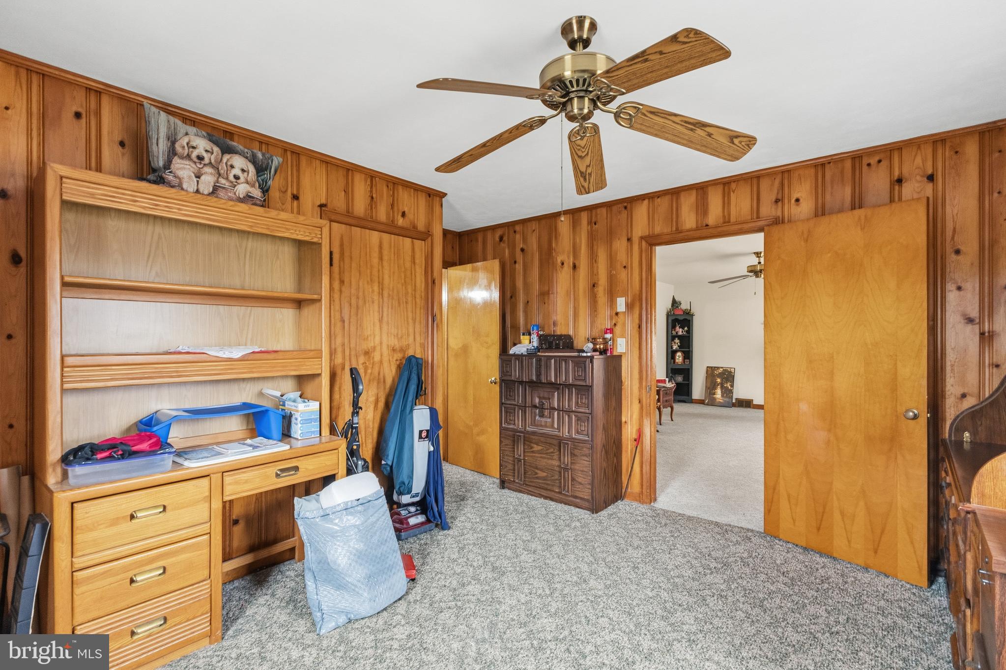 HALL ESTS - Residential