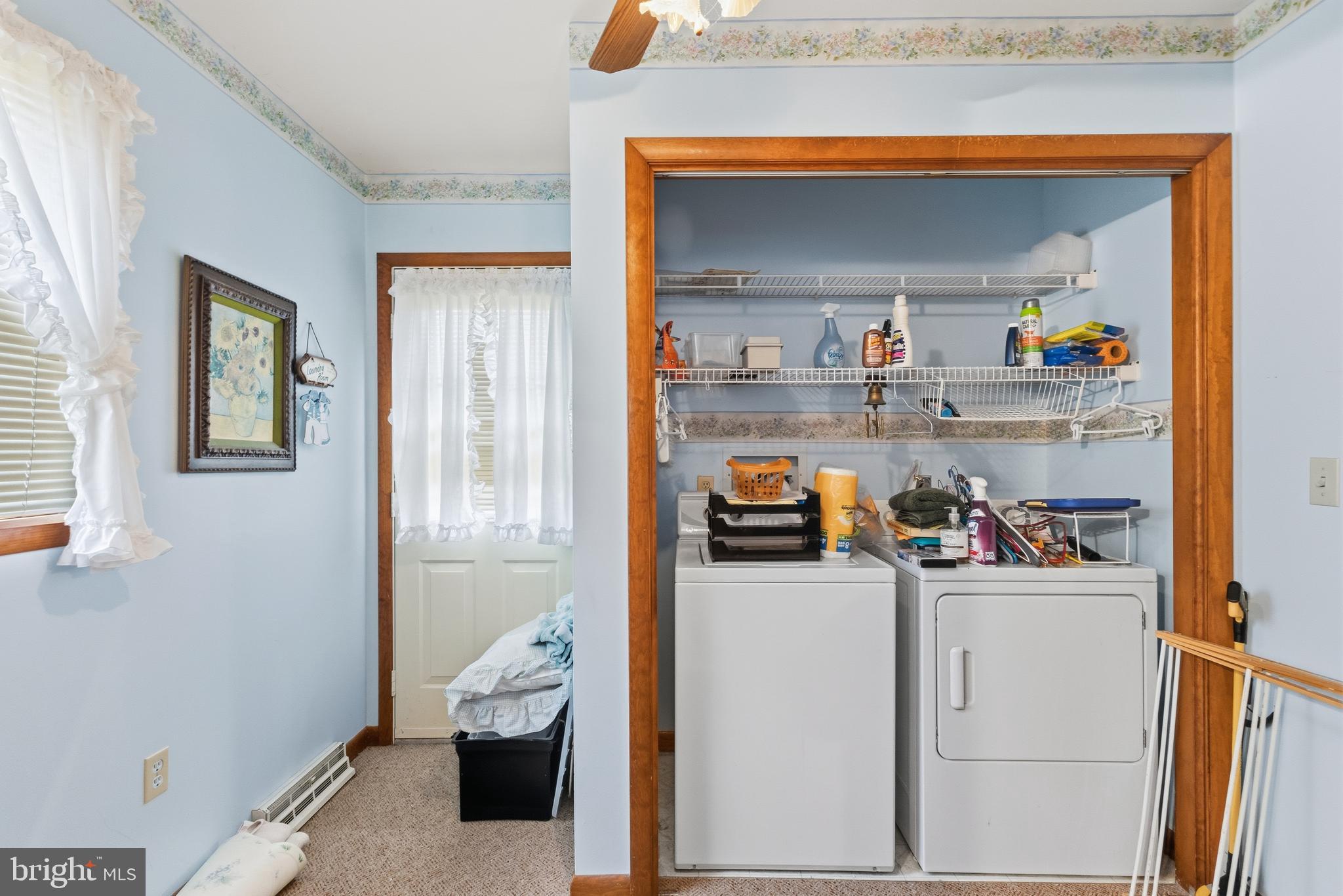 HALL ESTS - Residential