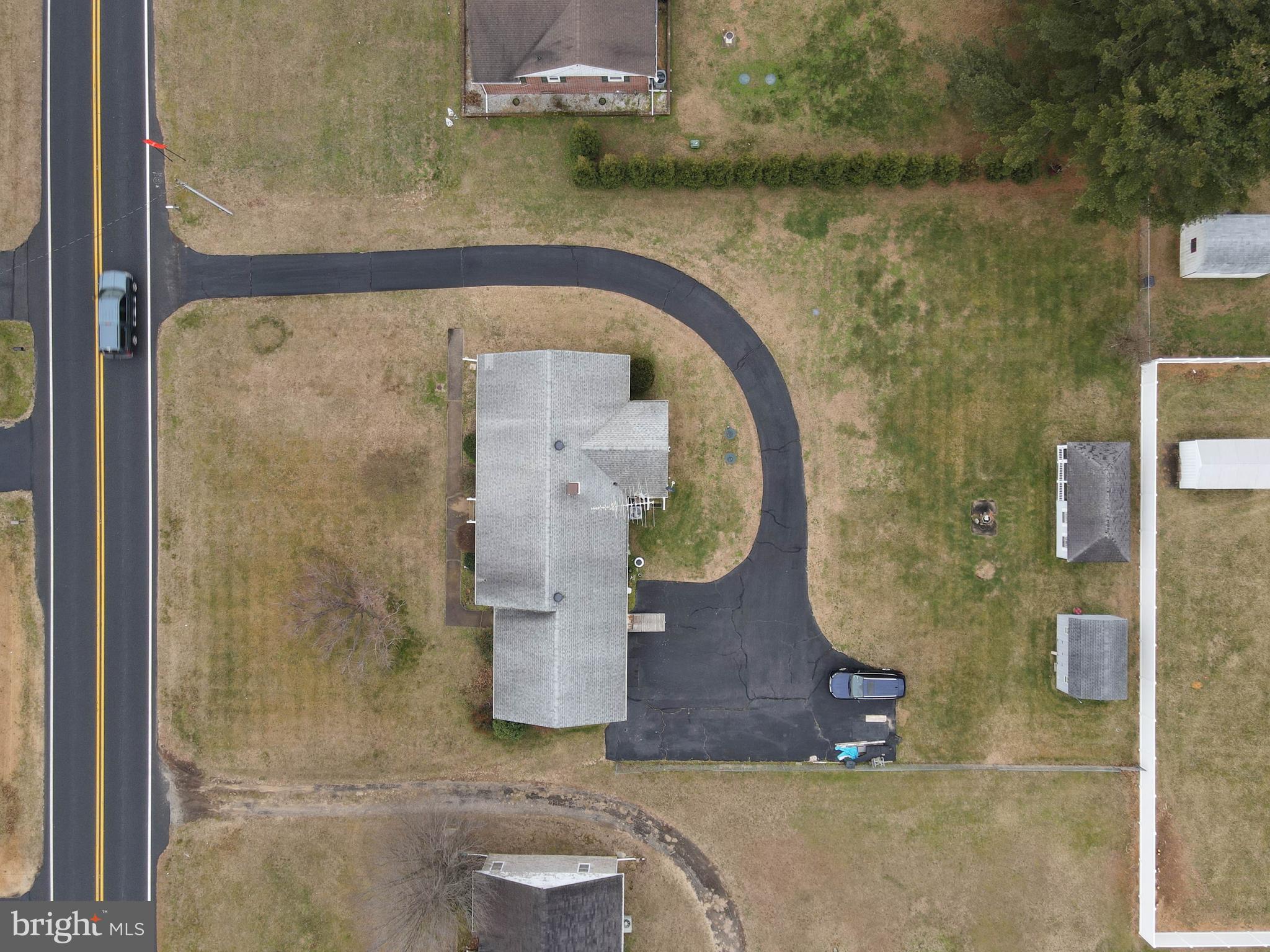 HALL ESTS - Residential