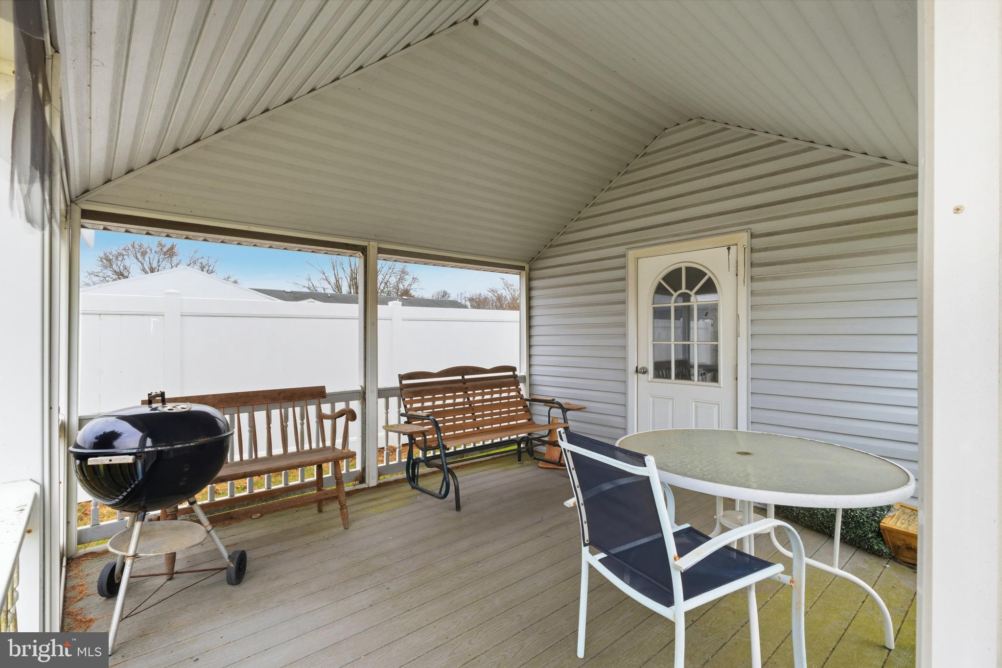 HALL ESTS - Residential