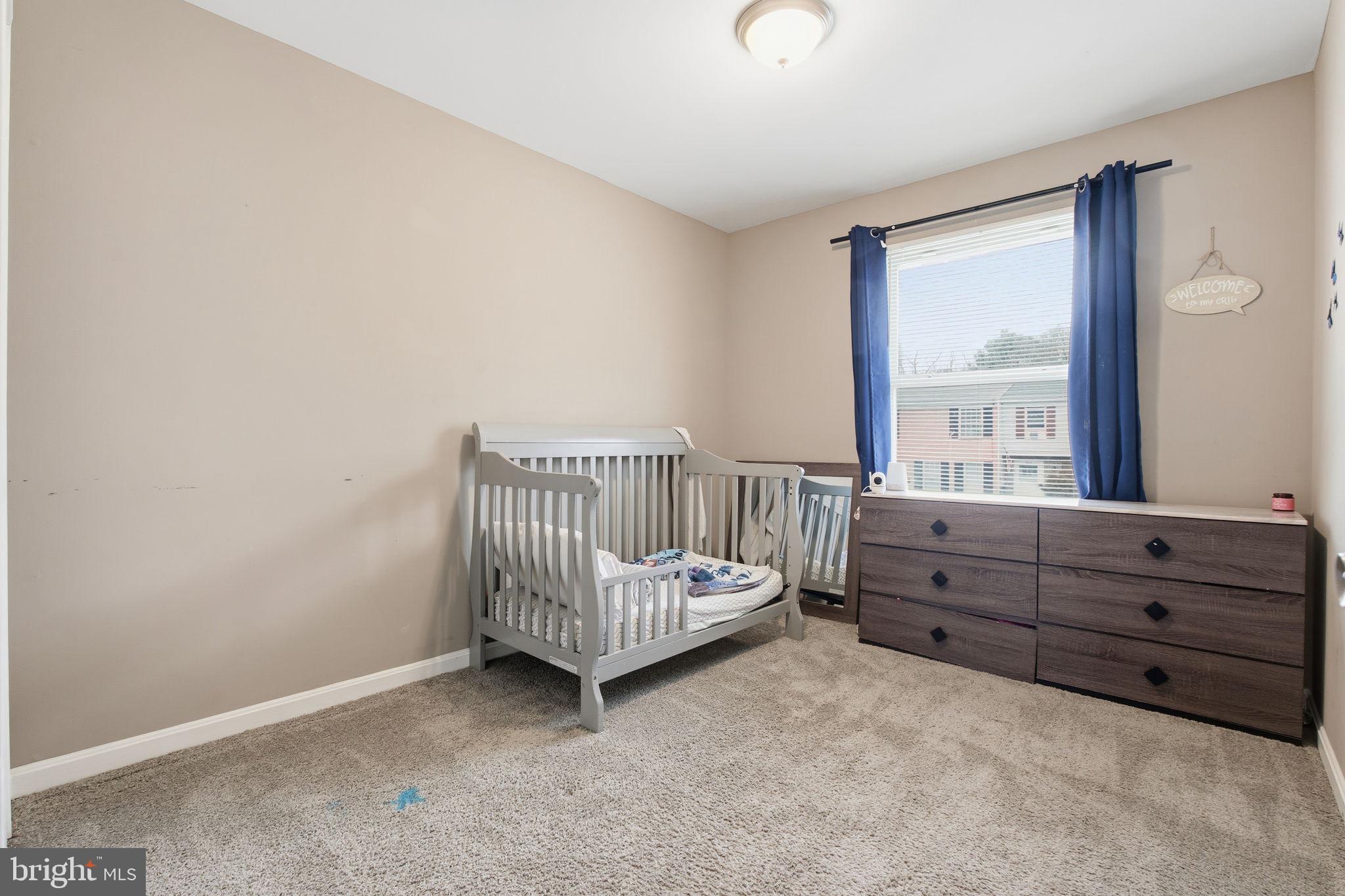 HARFORD SQUARE - Residential