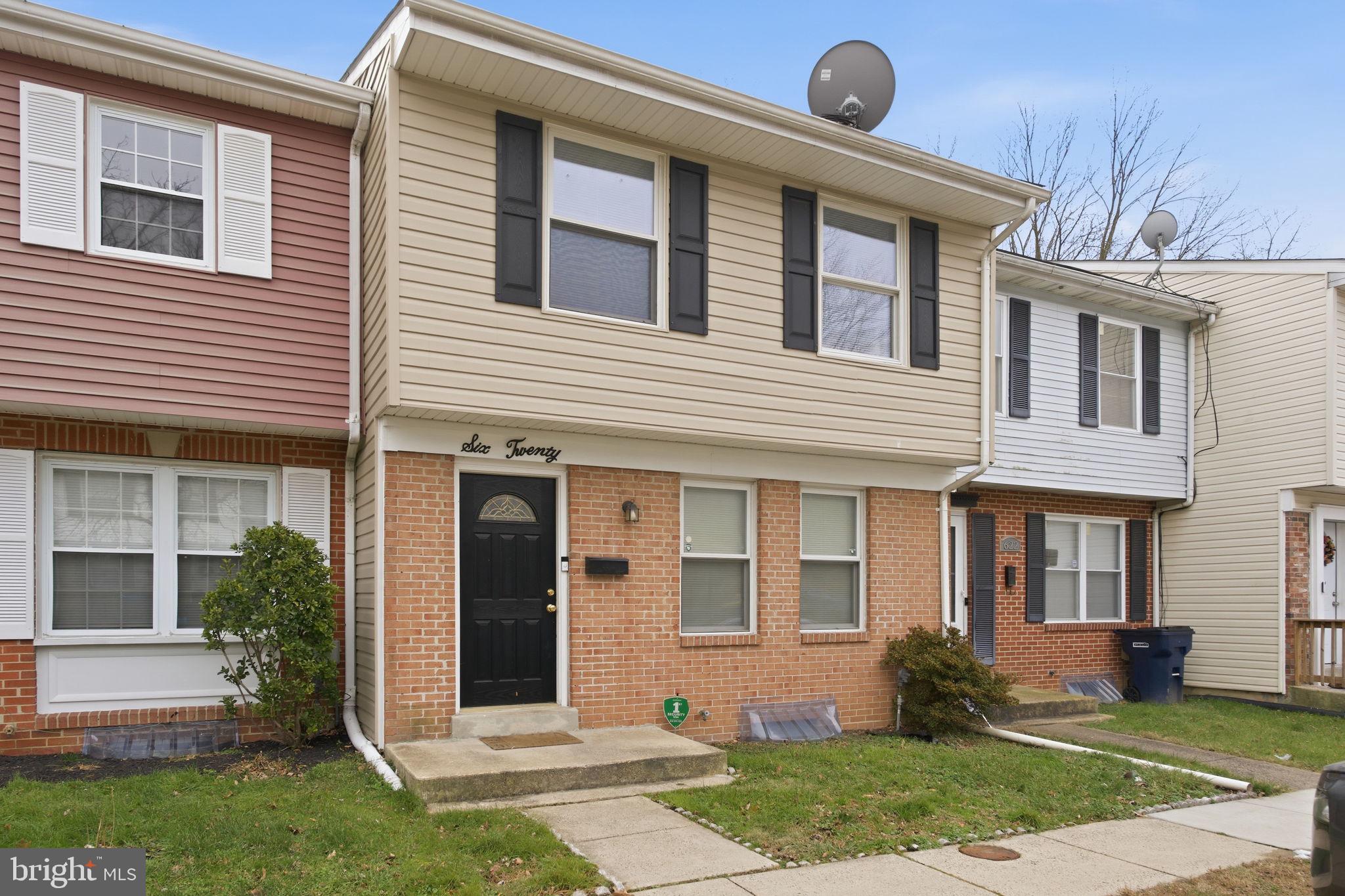 HARFORD SQUARE - Residential