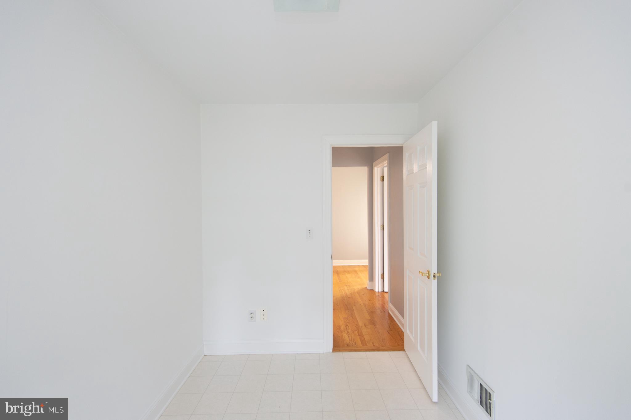 MALLARD POINT - Residential