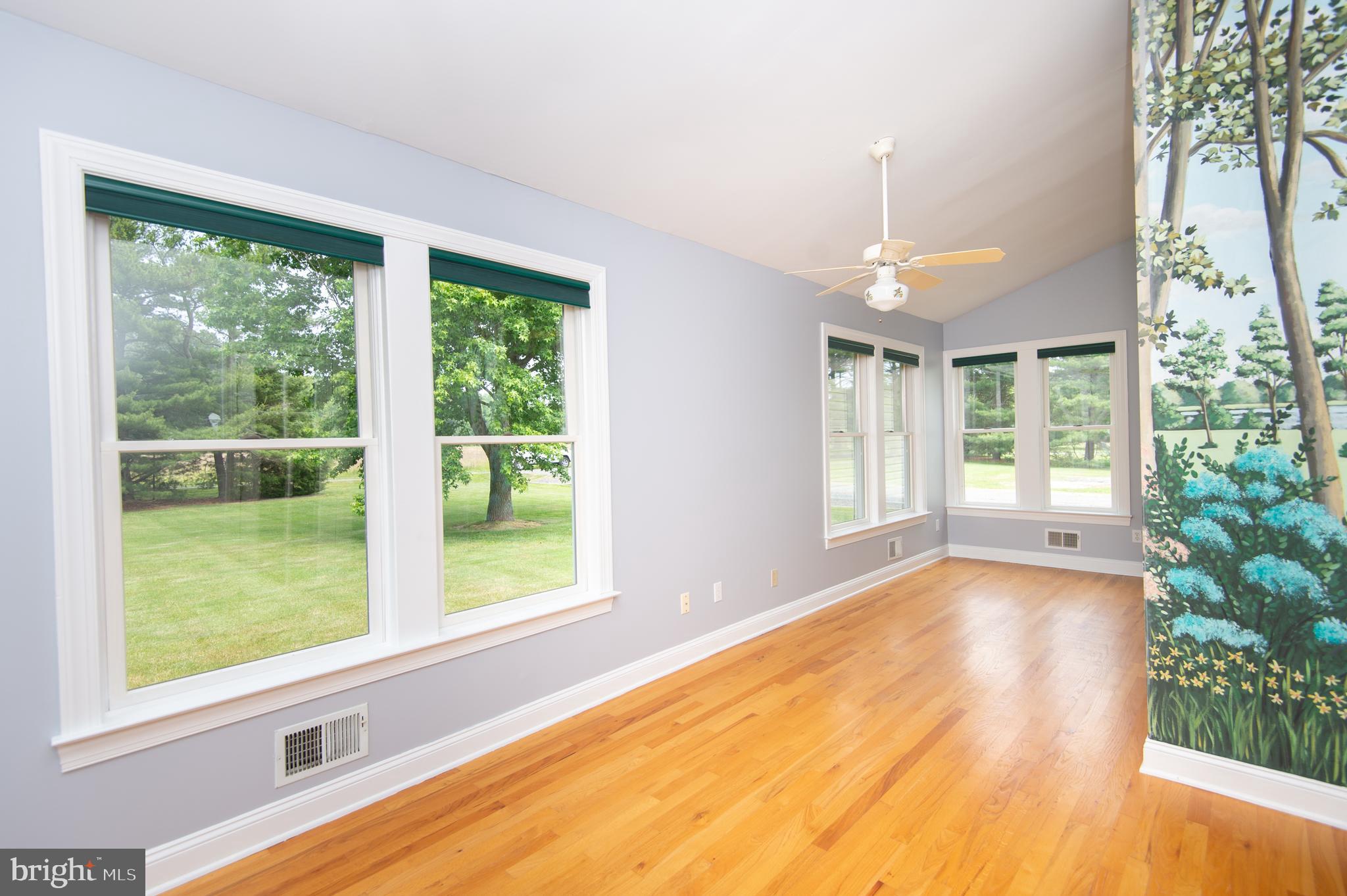 MALLARD POINT - Residential