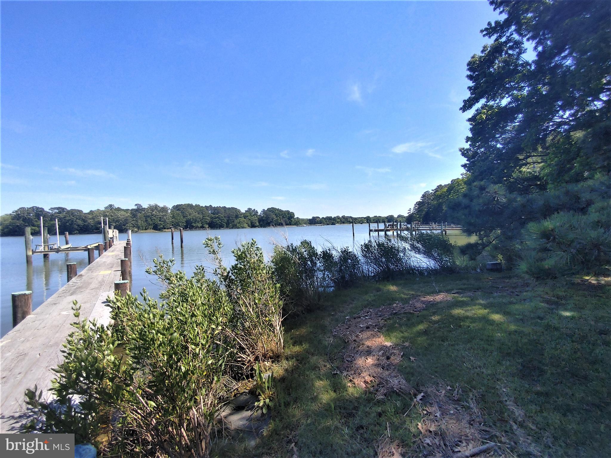 MALLARD POINT - Residential