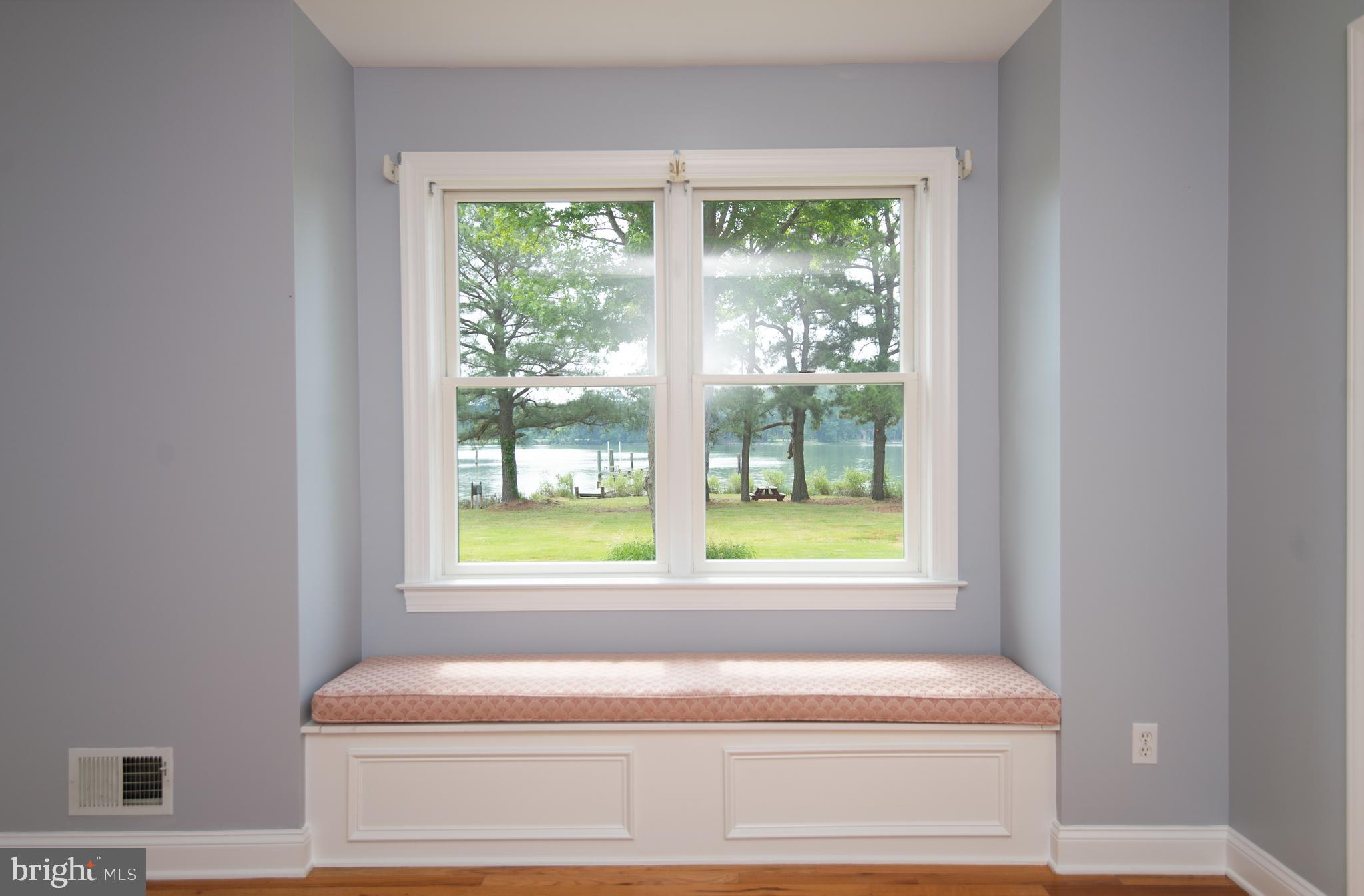 MALLARD POINT - Residential