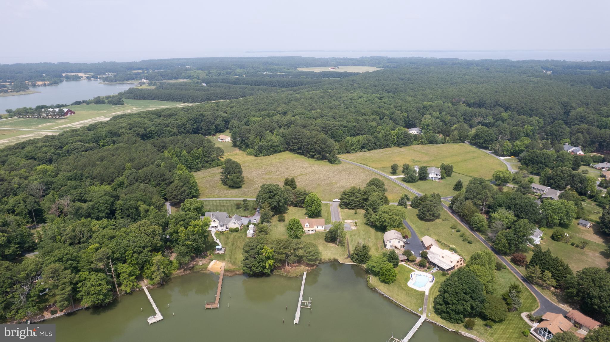 MALLARD POINT - Residential