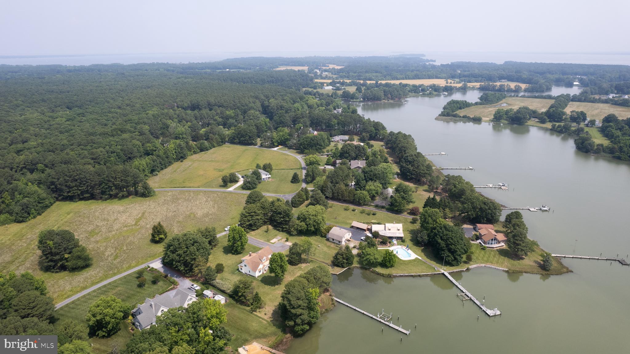 MALLARD POINT - Residential
