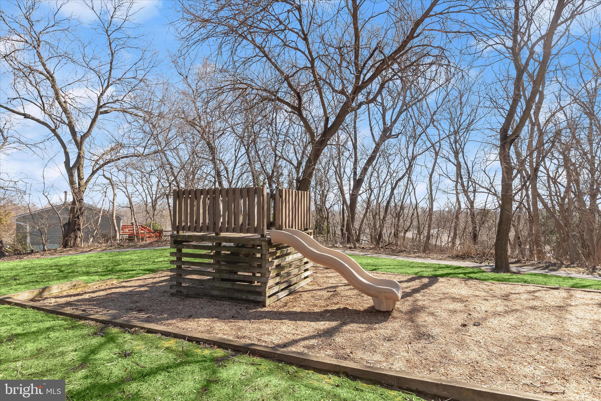 VILLAGE OF LONG REACH - Residential