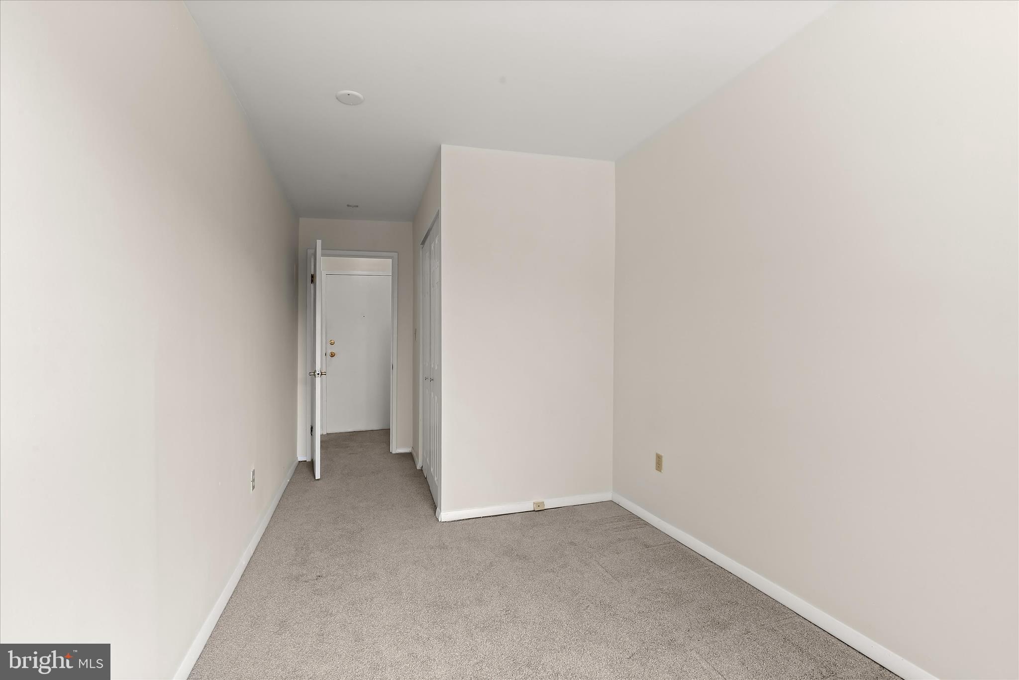 VILLAGE OF LONG REACH - Residential