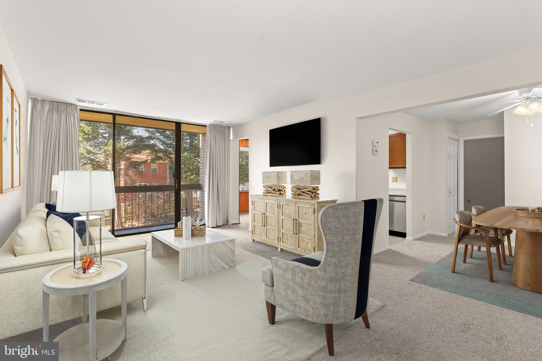 VILLAGE OF LONG REACH - Residential