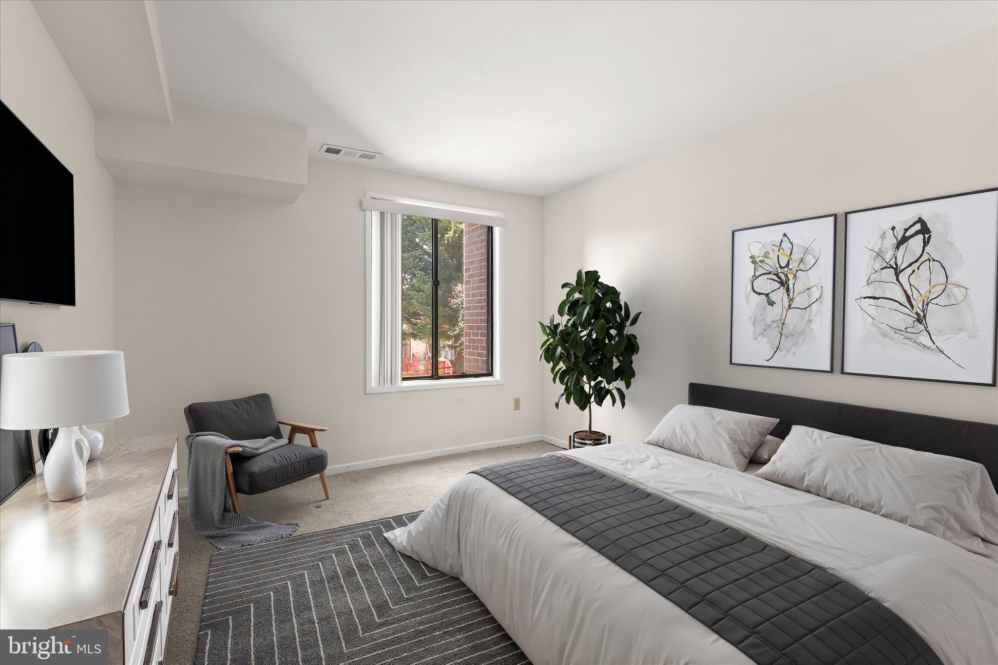 VILLAGE OF LONG REACH - Residential