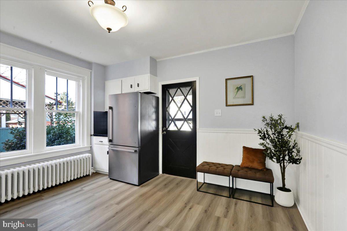 ARMSTRONG MANOR - Residential