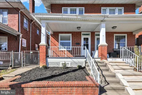 2133 Fairview Street, Reading, PA 19609 - MLS#: PABK2069126