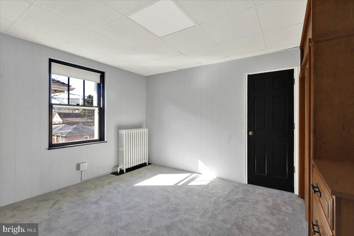 ARMSTRONG MANOR - Residential