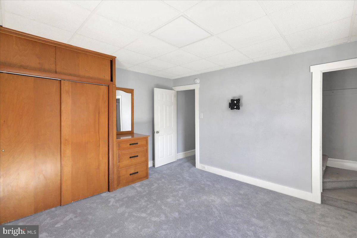 ARMSTRONG MANOR - Residential