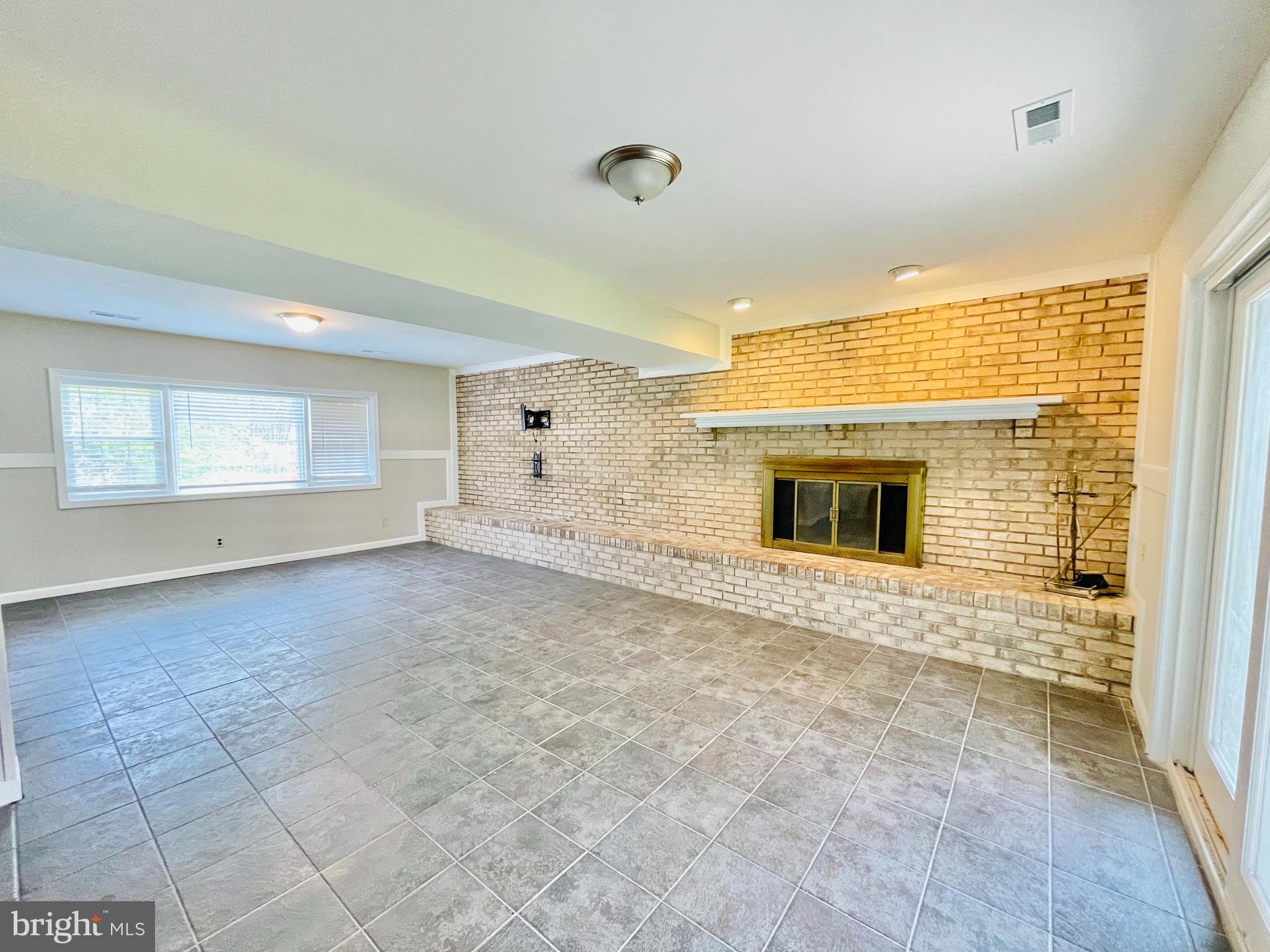 AQUIA HARBOUR - Residential Lease