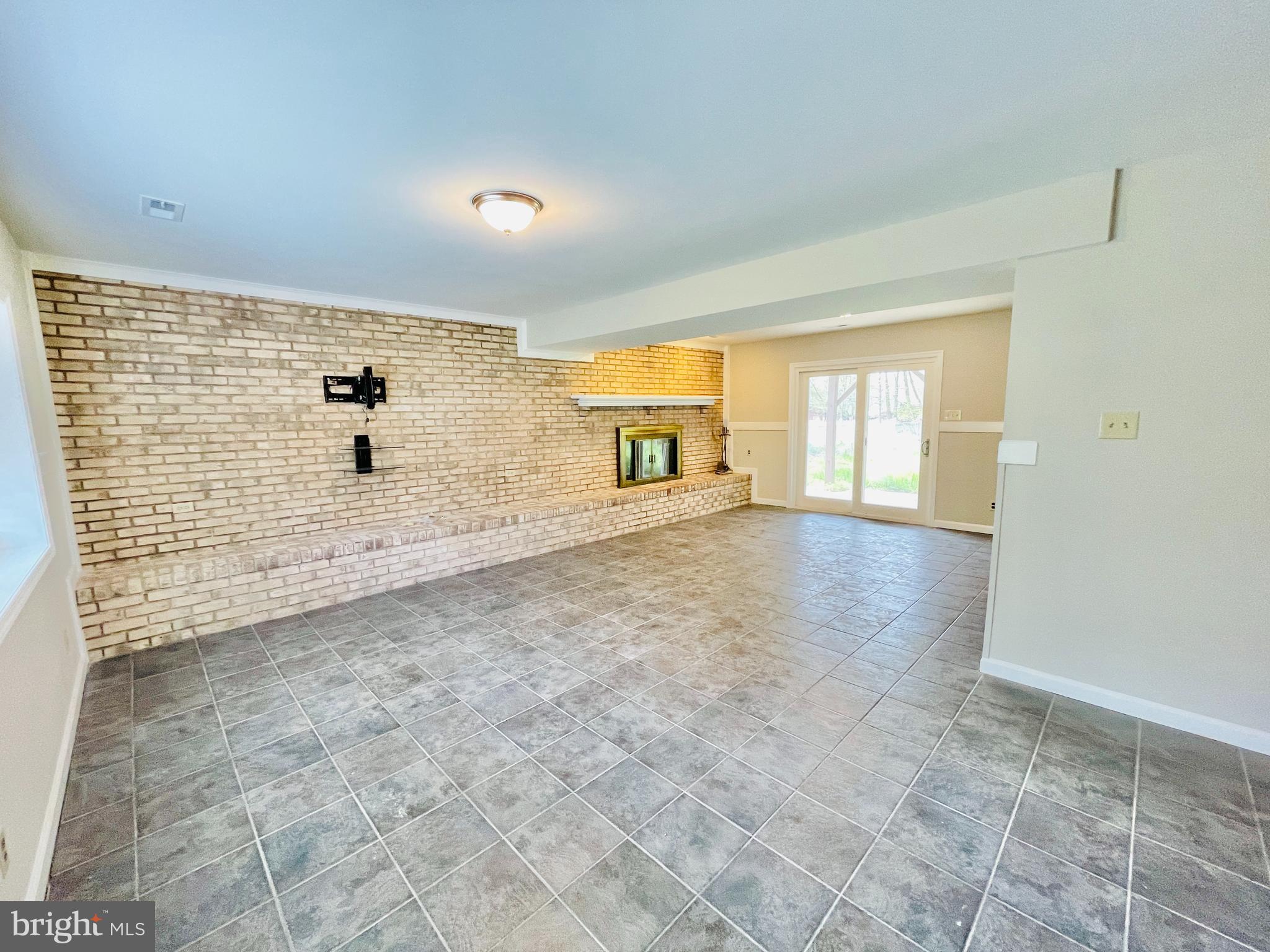 AQUIA HARBOUR - Residential Lease