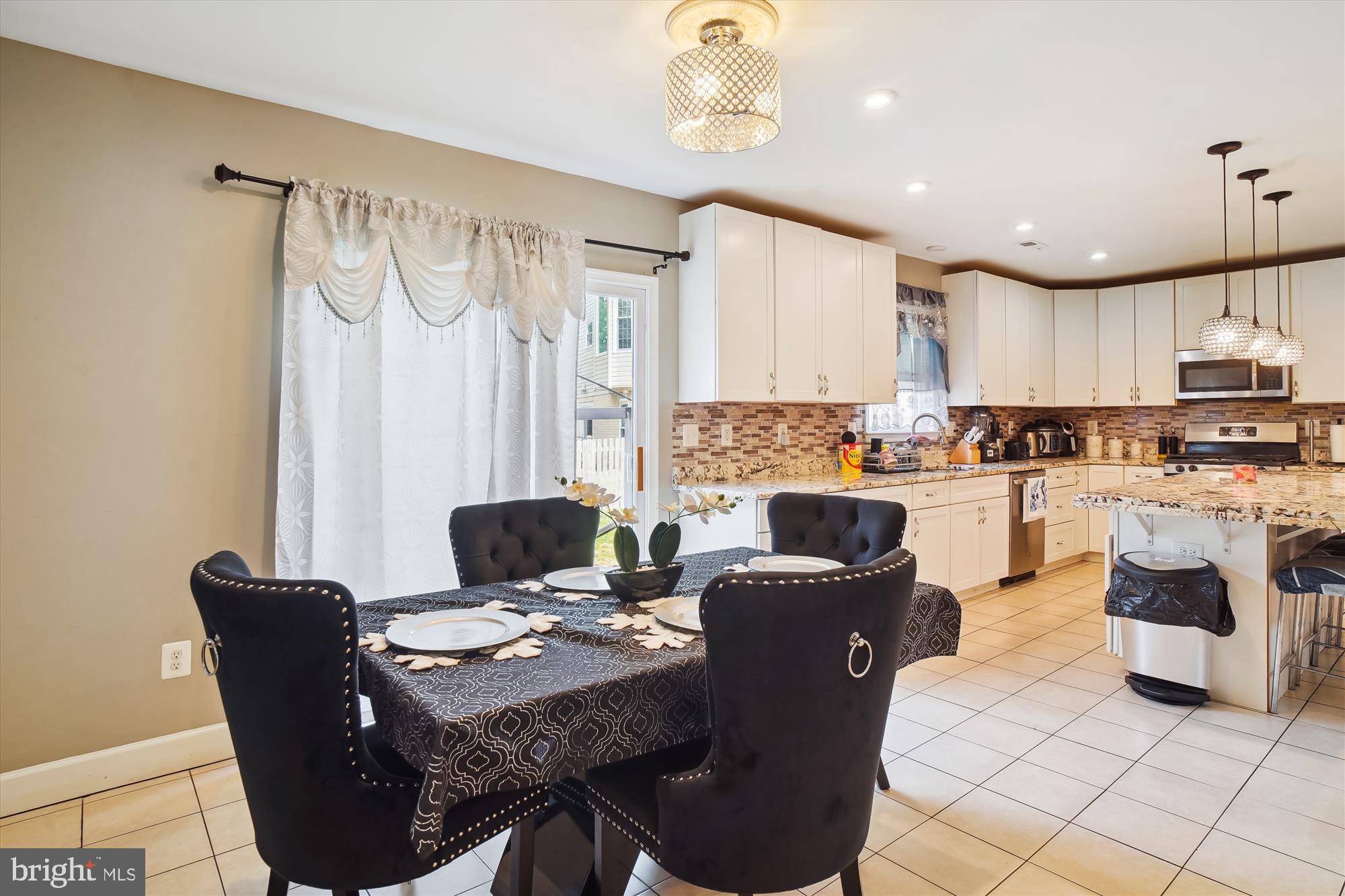 SPRING RIDGE - Residential