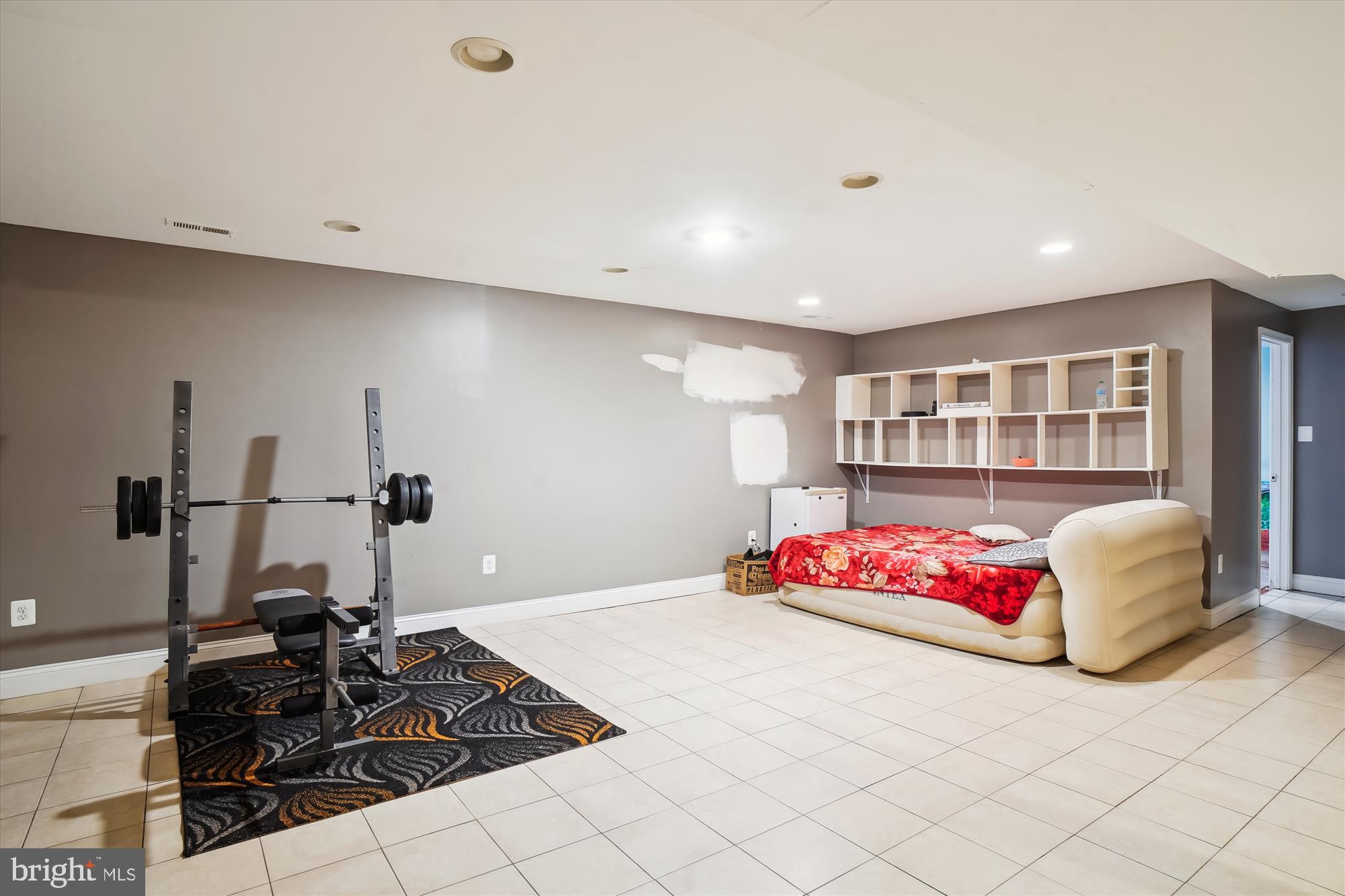 SPRING RIDGE - Residential